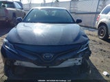 Toyota Camry Le 4T1B31HK2JU003936 photo