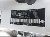 Toyota Corolla Le 5YFBPMBE4NP307706 снимка
