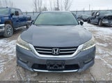Honda Accord Touring 1HGCR2F92FA810867 снимка