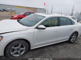 Volkswagen Passat 2.5L Comfortline 1VWBH7A31CC060419 снимка