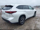 Toyota Highlander Le/Xle/Xse/Limited/Platinum 5TDKDRBH7RS562458 photo
