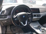 BMW X5 xDrive40I 5UXCR6C08N9K42652 fotografie