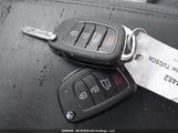 Hyundai Tucson Essential KM8J23A42KU998452 снимка