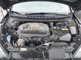 Hyundai Elantra Se/Sport/Limited 5NPDH4AE5GH716319 photo