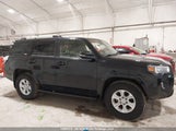 Toyota 4Runner Sr5/Sr5 Premium/Venture/Limited/Night Shade/Trd Off Road/Trd Off Road Premium/Trd Pro JTEBU5JR4L5760295 photo
