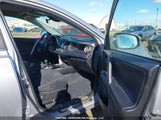 Toyota Rav4 Adventure/Xle 2T3RFREV6JW792845 photo