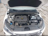 Hyundai Elantra Preferred KMHD84LF9KU771520 photo