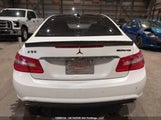 Mercedes-Benz E 550 WDDKJ7CB4AF011373 снимка