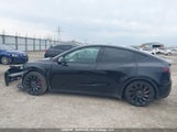 Tesla Model Y 7SAYGDEF4NF398280 fotografie