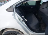 Toyota Corolla Le 5YFBPMBE3MP213430 снимка