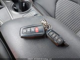 Toyota Camry L/Le/Xle/Se/Xse 4T1B11HK1JU001200 photo
