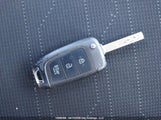 Hyundai Venue Essential Auto Ivt With Two-Tone Body Colour KMHRB8A37MU127508 fotografie