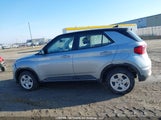 Hyundai Venue Essential Auto Ivt With Two-Tone Body Colour KMHRB8A37MU127508 fotografie