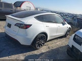 Tesla Model Y 7SAYGDEF3RF072119 fotografie