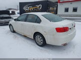 Volkswagen Jetta 2.0L Trendline/2.0L Trendline+ 3VW2K7AJ1BM347398 снимка