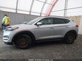 Hyundai Tucson Limited KM8J3CA22GU244972 снимка