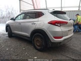 Hyundai Tucson Limited KM8J3CA22GU244972 снимка