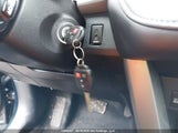 Toyota Rav4 Xle 2T3RFREV3HW666646 снимка