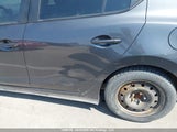 Mazda Mazda3 3MZBM1K70FM235353 fotografie