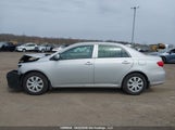 Toyota Corolla S/Le 2T1BU4EE6DC126917 снимка