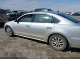 Volkswagen Passat S 1VWAS7A34FC097384 снимка