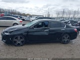 Honda Accord Touring 1HGCR2F02GA807471 снимка