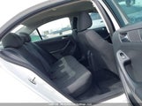 Volkswagen Jetta 2.0L Trendline/2.0L Trendline+ 3VW2K7AJ1DM427576 снимка