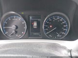 Toyota Rav4 Le 2T3BFREVXHW639820 снимка