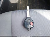 Toyota Matrix 2T1KU4EE6CC812115 photo