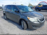 Volkswagen Routan S 2V4RW4DX2AR229393 снимка