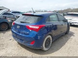 Hyundai Elantra Gt Se KMHD35LE7DU114102 photo