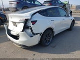 Tesla Model Y Long Range/Rwd 7SAYGDED5RF098655 снимка
