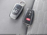 Toyota Corolla JTNK4RBE2K3042743 снимка