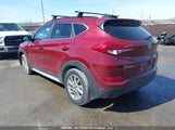 Hyundai Tucson Luxury 2.0L KM8J3CA49JU818394 photo