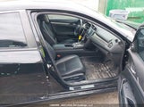 Honda Civic Touring 2HGFC1F90HH108091 снимка
