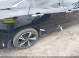 Honda Civic Touring 2HGFC1F90HH108091 снимка