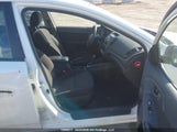 Kia Forte KNAFU4A21C5637425 fotografie