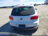 Volkswagen Tiguan WVGBV7AXXCW559776 photo