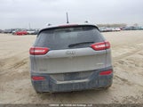 Jeep Cherokee Latitude 1C4PJMCS5GW260725 снимка