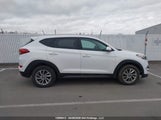 Hyundai Tucson Premium KM8J33A45GU208730 снимка