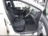 Toyota Matrix 2T1KU40E89C051197 fotografie