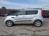 Kia Soul 2.0L 2U/2.0L 4U/2.0L 4U Burner/2.0L 4U Luxury/2.0L 4U Retro KNDJT2A61C7395442 fotografie