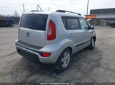 Kia Soul 2.0L 2U/2.0L 4U/2.0L 4U Burner/2.0L 4U Luxury/2.0L 4U Retro KNDJT2A61C7395442 fotografie
