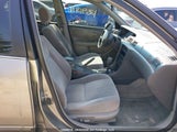 Toyota Camry Ce/Le/Xle JT2BG22K3W0184608 photo