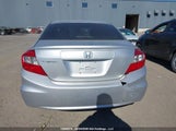 Honda Civic 2HGFB2F43CH106731 снимка