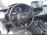 Toyota Corolla Le 5YFBPMBE2NP296639 fotografie