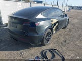 Tesla Model Y Performance 5YJYGDEF0MF194989 fotografie
