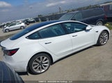 Tesla Model 3 5YJ3E1EAXPF507294 снимка