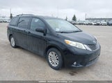 Toyota Sienna Xle/Limited 5TDYK3DC8BS099752 снимка