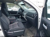 Toyota Tundra Sr5 Plus 5.7L V8 5TFUY5F18KX787474 fotografie